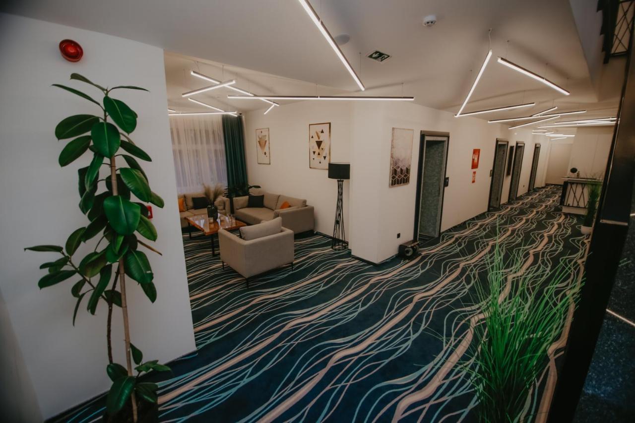 Hotel Vertigos Tuzla Extérieur photo